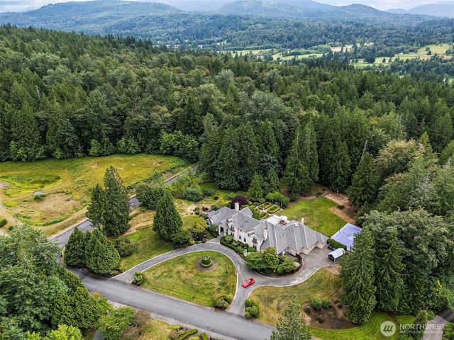 29433 SE 15th Place, Fall City, WA 98024