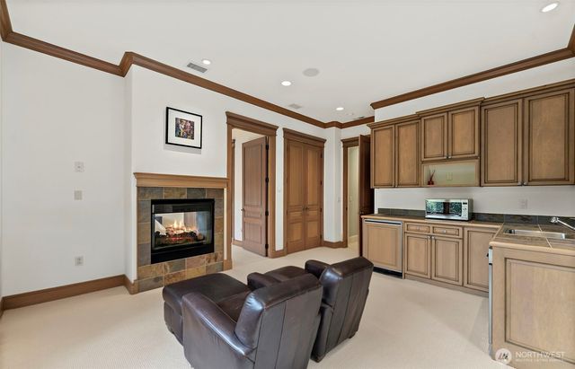 29433 SE 15th Place, Fall City, WA 98024