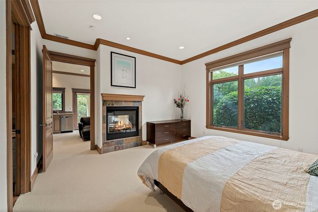 29433 SE 15th Place, Fall City, WA 98024