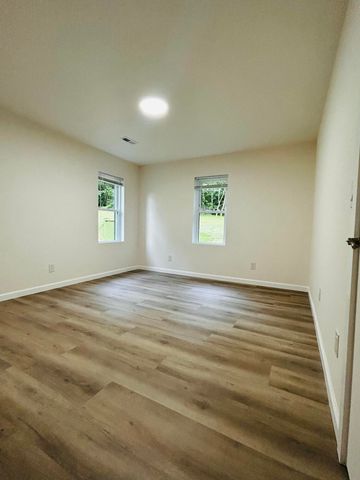 535 Ables Valley Road, Rockwood, TN 37854