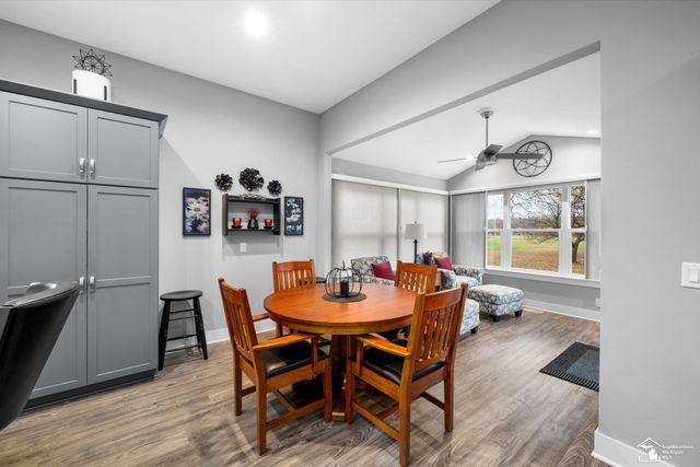 6890 Summerlyn Lakes Drive, Bedford Twp, MI 48144