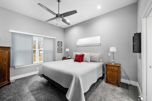 6890 Summerlyn Lakes Drive, Bedford Twp, MI 48144