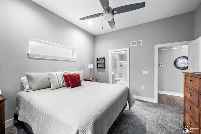 6890 Summerlyn Lakes Drive, Bedford Twp, MI 48144