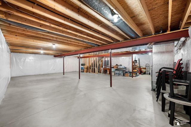 6890 Summerlyn Lakes Drive, Bedford Twp, MI 48144