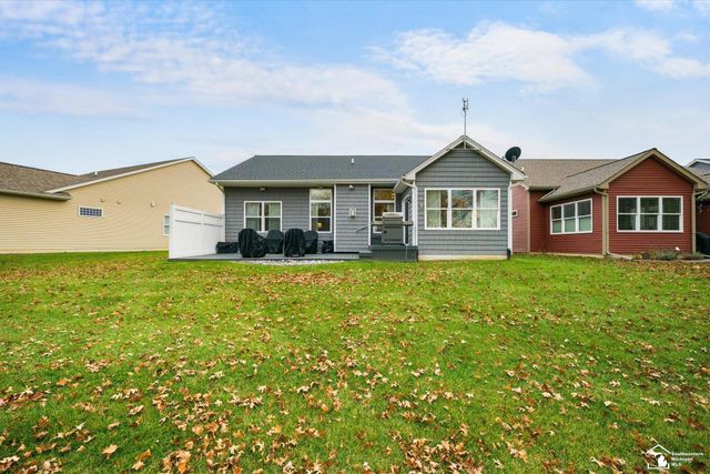 6890 Summerlyn Lakes Drive, Bedford Twp, MI 48144