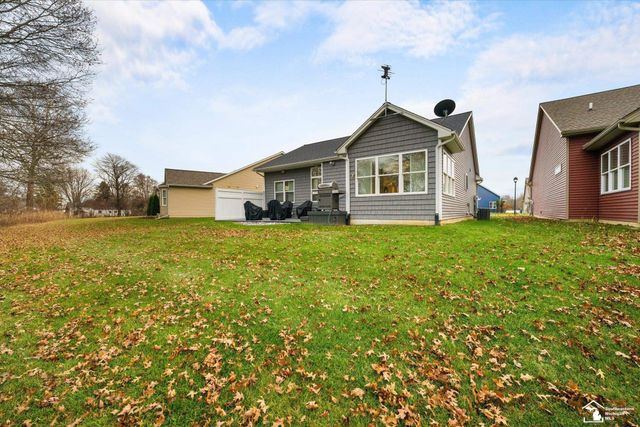 6890 Summerlyn Lakes Drive, Bedford Twp, MI 48144