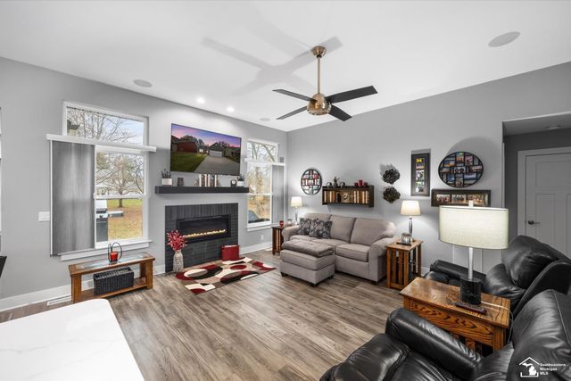 6890 Summerlyn Lakes Drive, Bedford Twp, MI 48144