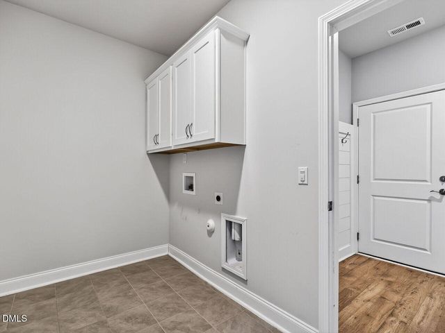 67 Blue Spruce Circle, Clayton, NC 27527