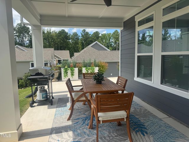 67 Blue Spruce Circle, Clayton, NC 27527