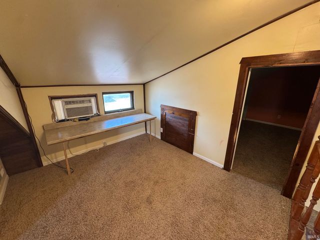 512 E 8th Street, Rochester, IN 46975