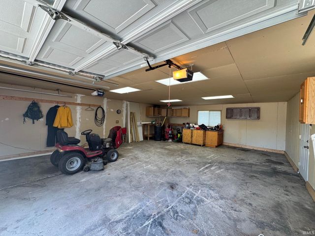 512 E 8th Street, Rochester, IN 46975