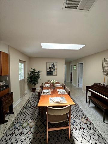 1000 NW 39TH DRIVE, Gainesville, FL 32605