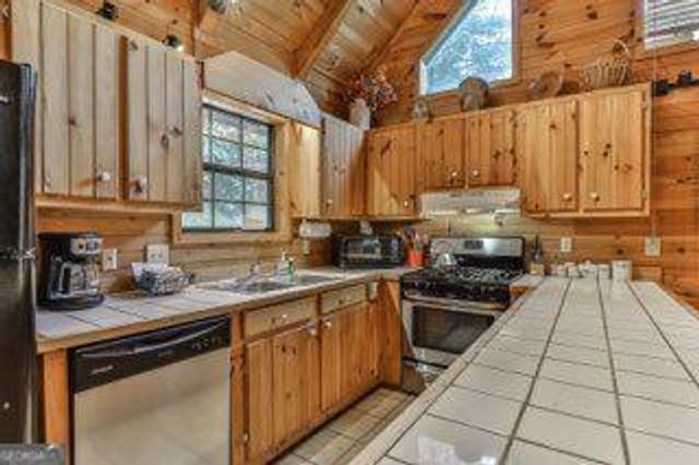 101 MOONSHINE MOUNTAIN, Mineral Bluff, GA 30559
