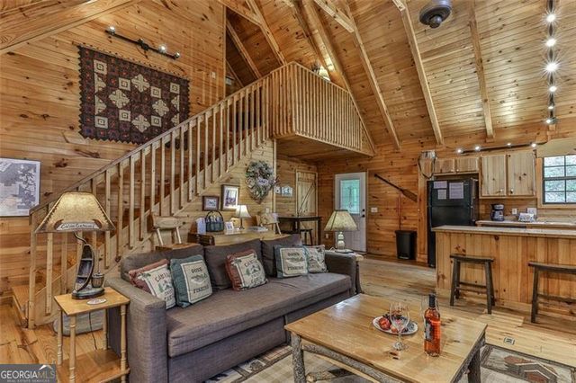 101 MOONSHINE MOUNTAIN, Mineral Bluff, GA 30559