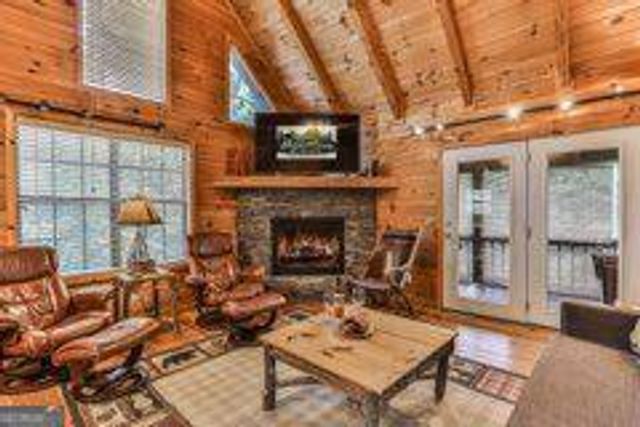 101 MOONSHINE MOUNTAIN, Mineral Bluff, GA 30559