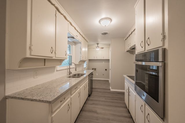 5616 Ammons Street, Haltom City, TX 76117