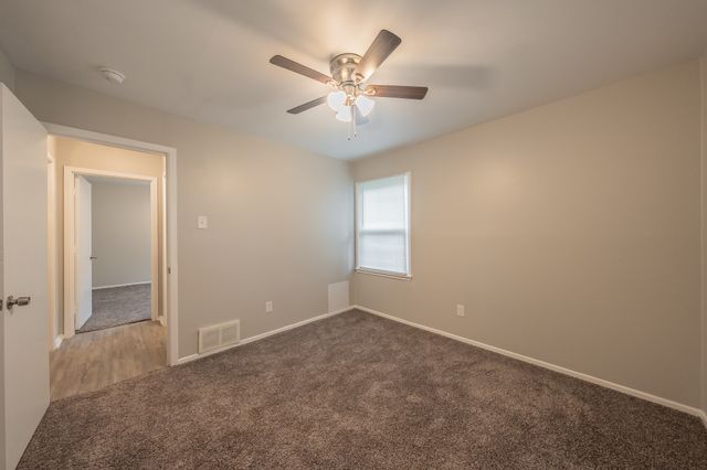 5616 Ammons Street, Haltom City, TX 76117