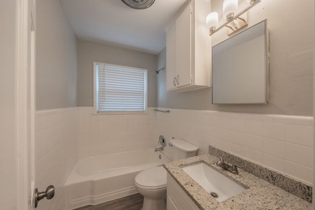 5616 Ammons Street, Haltom City, TX 76117