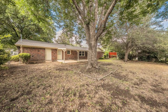 5616 Ammons Street, Haltom City, TX 76117