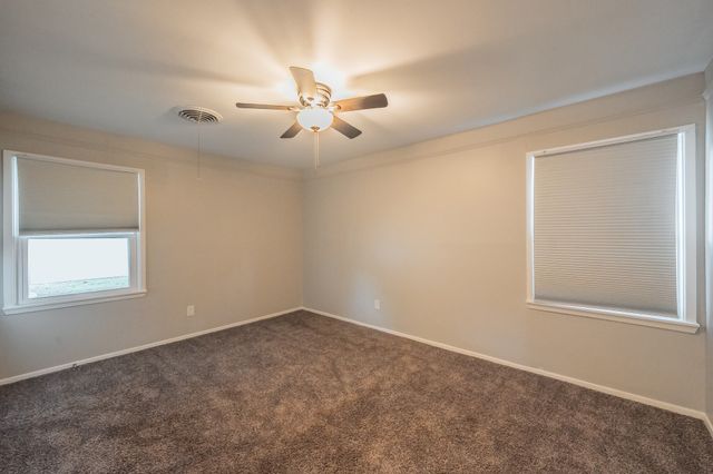 5616 Ammons Street, Haltom City, TX 76117