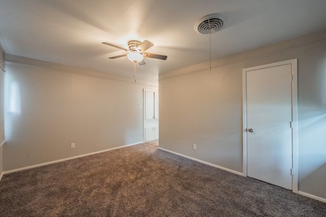 5616 Ammons Street, Haltom City, TX 76117