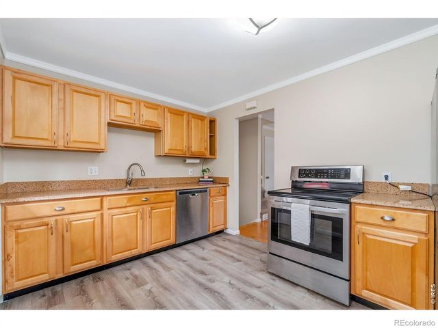 6617 W 61st Avenue, Arvada, CO 80003
