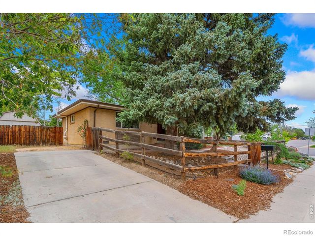 6617 W 61st Avenue, Arvada, CO 80003