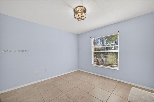 2073 SE 13th St, Homestead, FL 33035