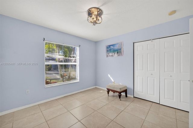 2073 SE 13th St, Homestead, FL 33035