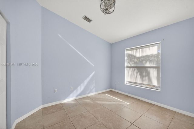 2073 SE 13th St, Homestead, FL 33035