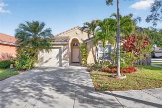 2073 SE 13th St, Homestead, FL 33035