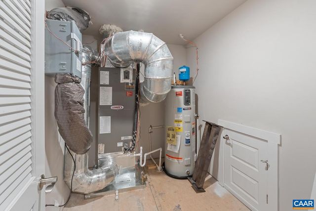 6 STEEP ROCK DR, Charlottesville, VA 22911