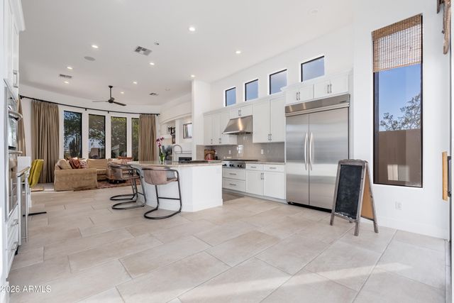 7941 E WINDWOOD Lane, Scottsdale, AZ 85255