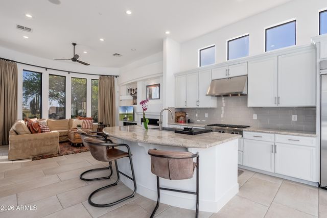 7941 E WINDWOOD Lane, Scottsdale, AZ 85255