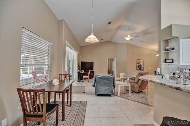 4373 N Saddletree Drive, Beverly Hills, FL 34465