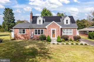 406 PENNSYLVANIA AVE, Cherry Hill, NJ 08002