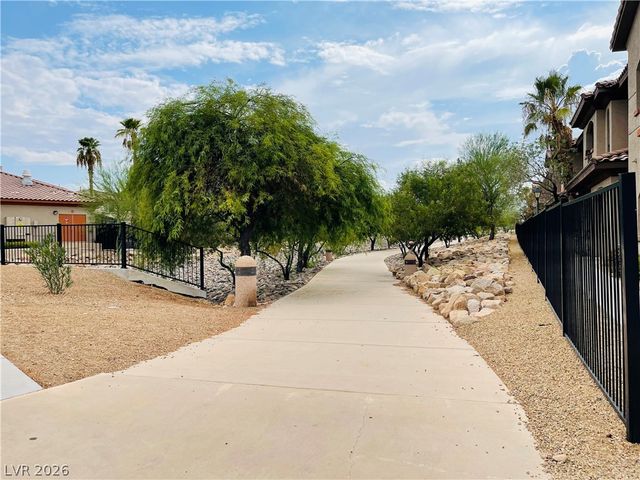 7701 West Robindale Road 206, Las Vegas, NV 89113