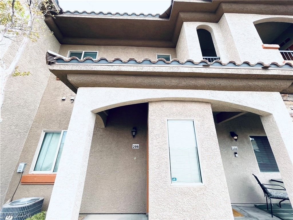 7701 West Robindale Road 206, Las Vegas, NV 89113