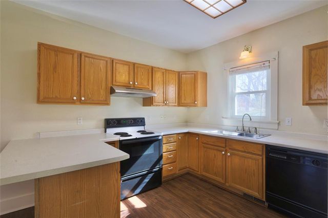 1211 Main Street, Eau Claire, WI 54701