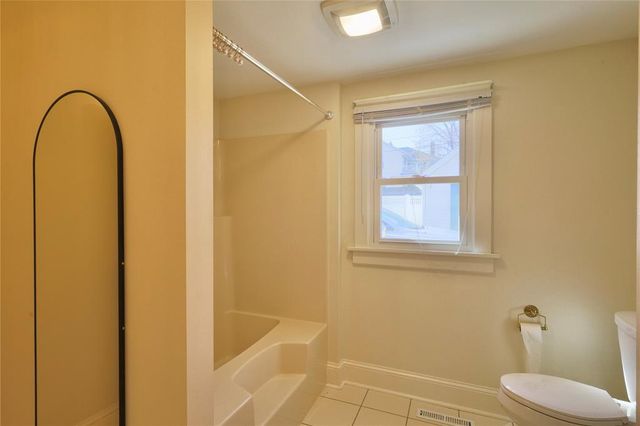 1211 Main Street, Eau Claire, WI 54701
