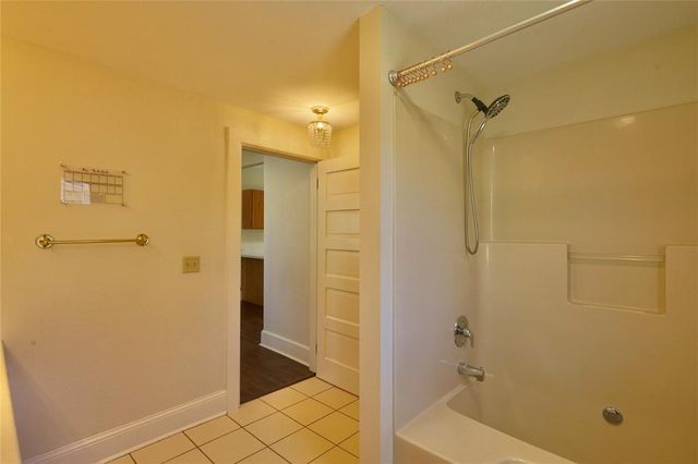 1211 Main Street, Eau Claire, WI 54701