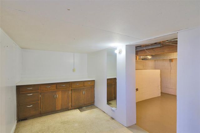1211 Main Street, Eau Claire, WI 54701