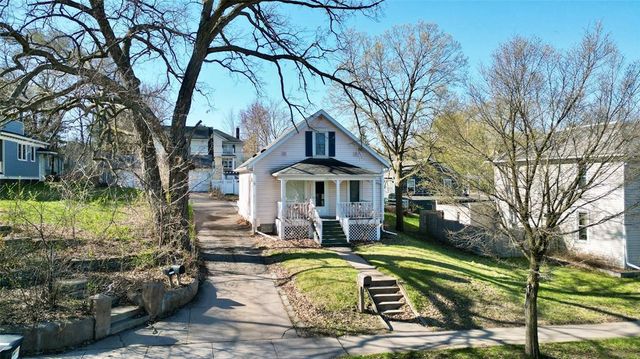 1211 Main Street, Eau Claire, WI 54701