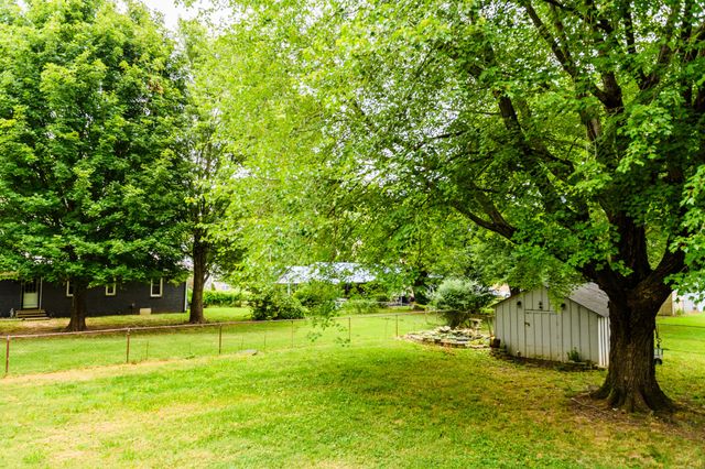 211 Westland St, Portland, TN 37148