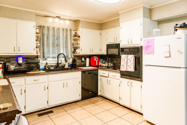 211 Westland St, Portland, TN 37148