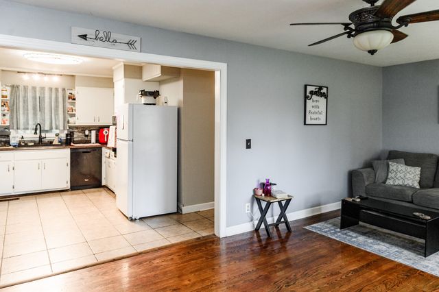 211 Westland St, Portland, TN 37148