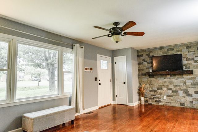 211 Westland St, Portland, TN 37148