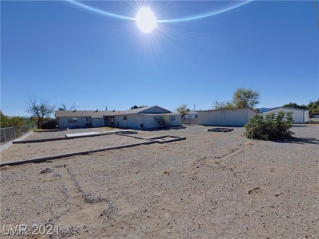 630 East Simkins Road, Pahrump, NV 89060
