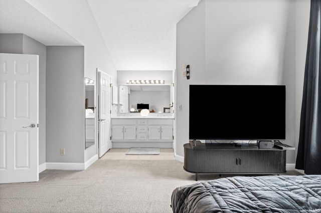 1159 Camelback Boulevard, West Lafayette, IN 47906