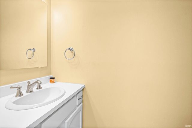 1159 Camelback Boulevard, West Lafayette, IN 47906